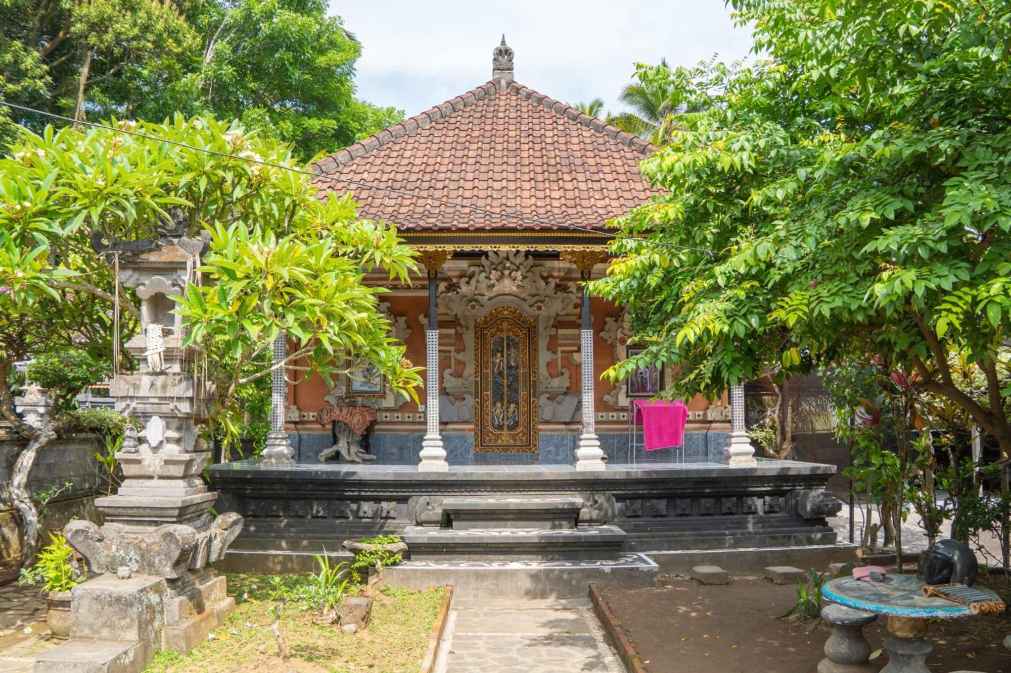 Wikan House Bebandem Ngoại thất bức ảnh